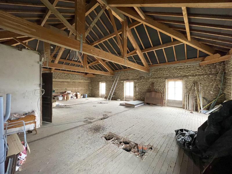 Maison - 275 m² - 7 pièces