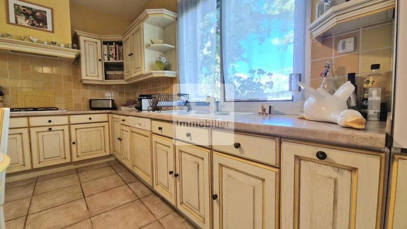 Maison - 183 m² - 6 pièces