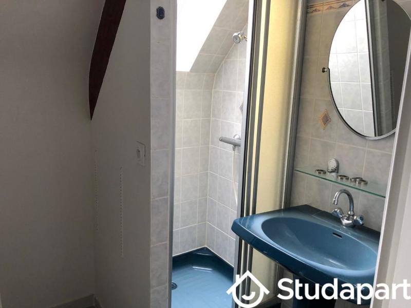 Chambre - 13 m² - 1 pièce