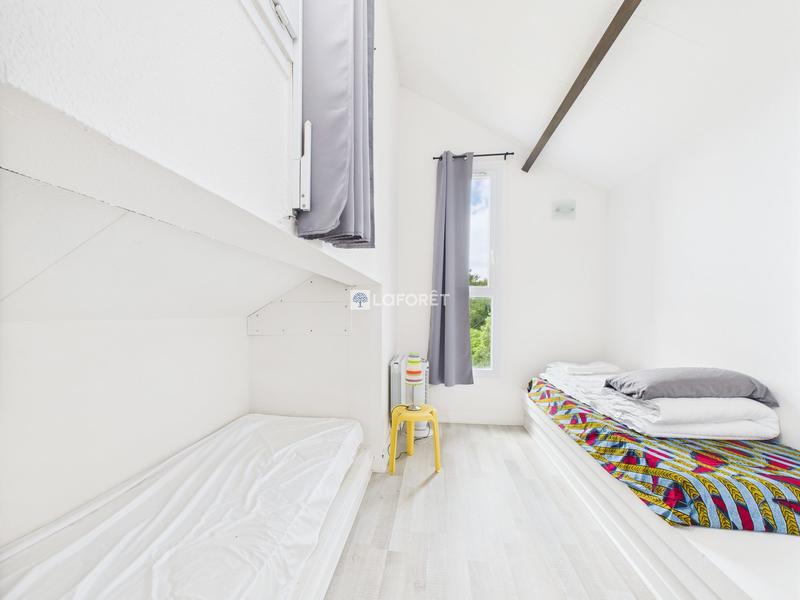 Villa - 130 m² - 8 pièces