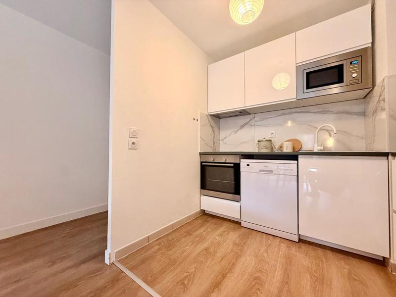 Appartement - 81 m² - 2 pièces