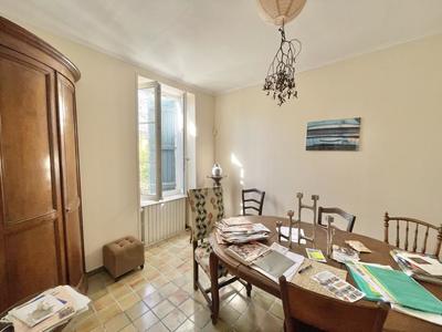 Maison de village - 116 m² - 10 pièces