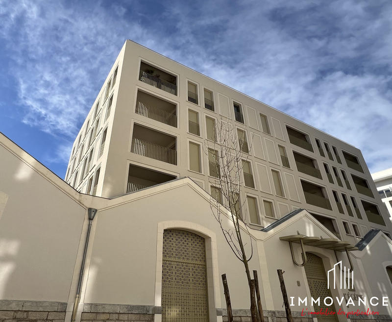 Appartement - 84 m² - 3 pièces