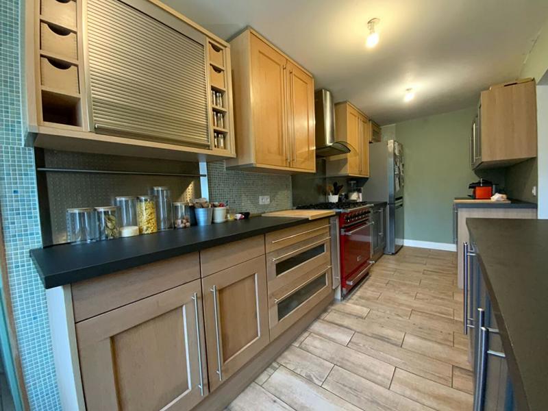 Maison - 160 m² - 6 pièces