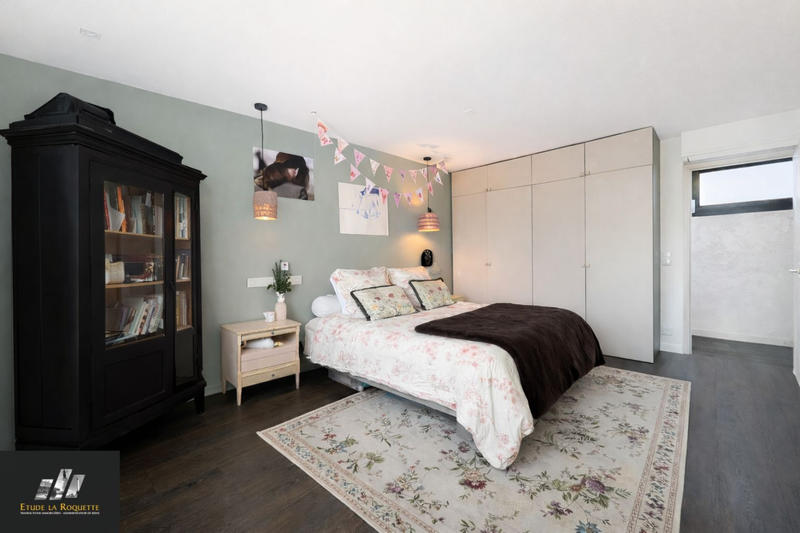 Appartement - 180 m² - 5 pièces