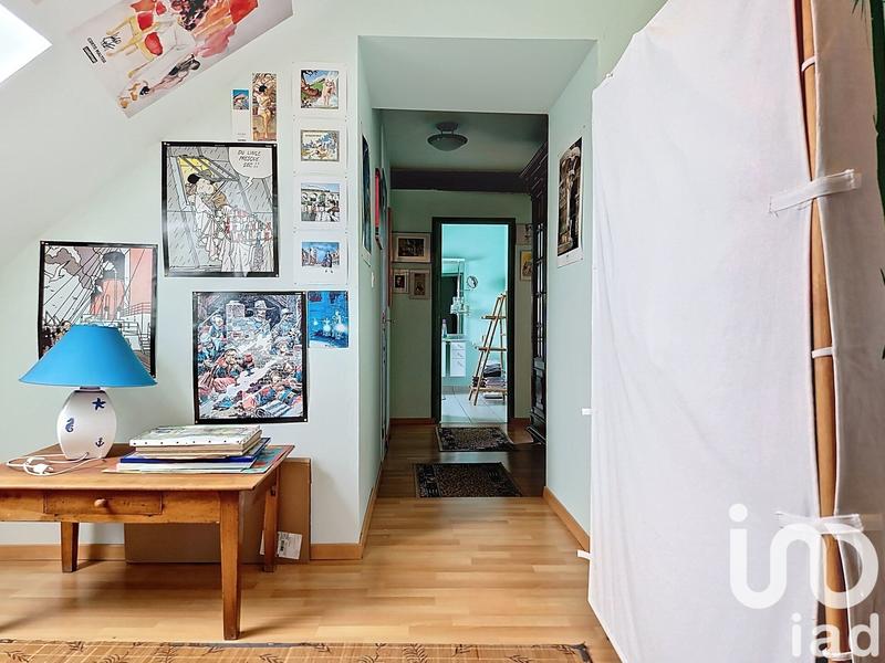 Maison - 214 m² - 7 pièces