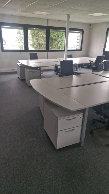 Bureau - 90 m² - 2 pièces