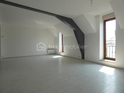 Appartement - 81 m² - 3 pièces