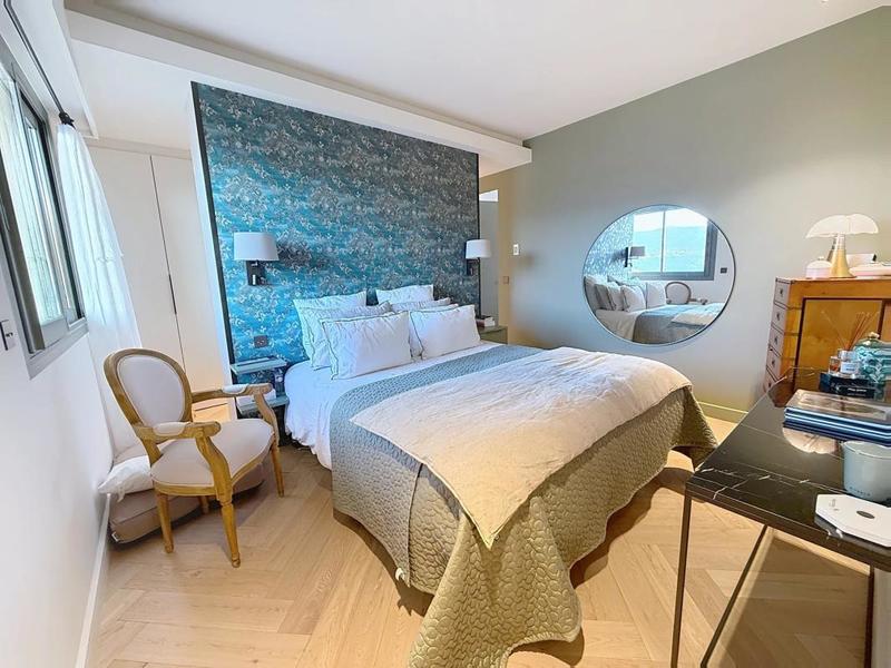 Appartement - 141 m² - 5 pièces