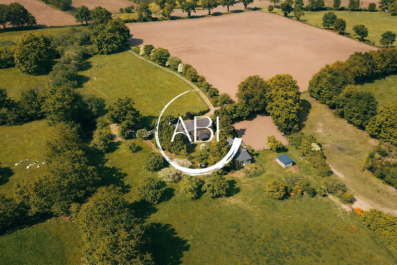 Maison ancienne - 172 m² - 6 pièces