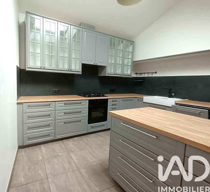 Maison - 144 m² - 7 pièces