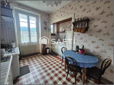 Appartement - 92 m² - 4 pièces