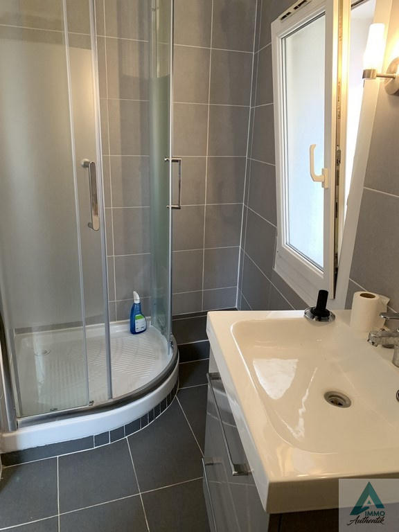 Appartement - 75 m² - 3 pièces