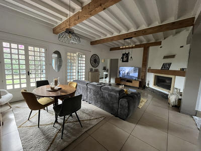 Villa - 217 m² - 7 pièces