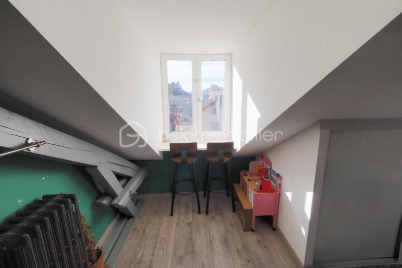 Appartement - 57 m² - 3 pièces