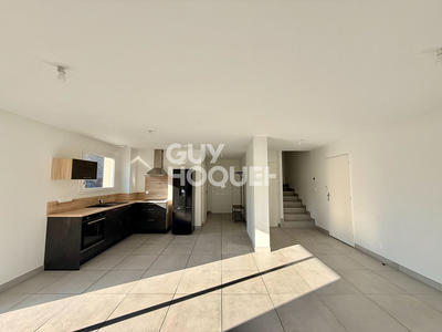 Maison - 93 m² - 4 pièces