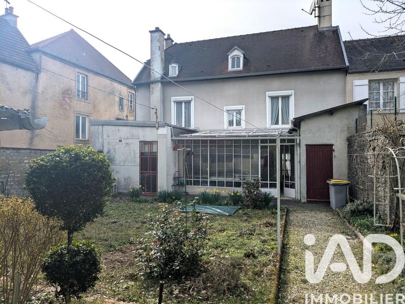 Maison - 143 m² - 6 pièces