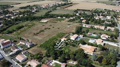 Terrain de lotissements - 30 117 m²