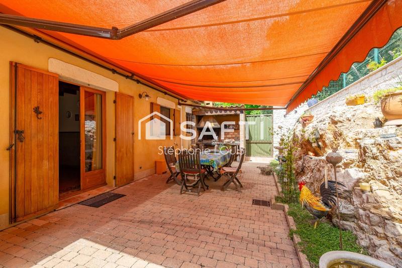 Maison - 193 m² - 6 pièces