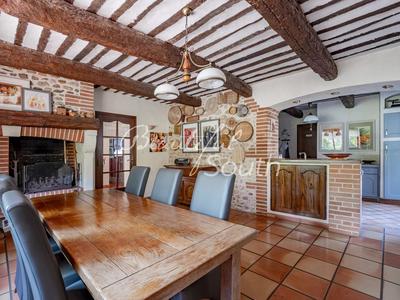 Mas - 345 m² - 10 pièces