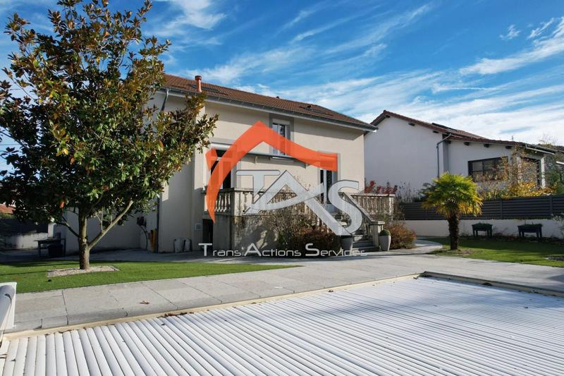 Maison - 135 m² - 6 pièces