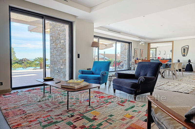 Villa - 280 m² - 7 pièces