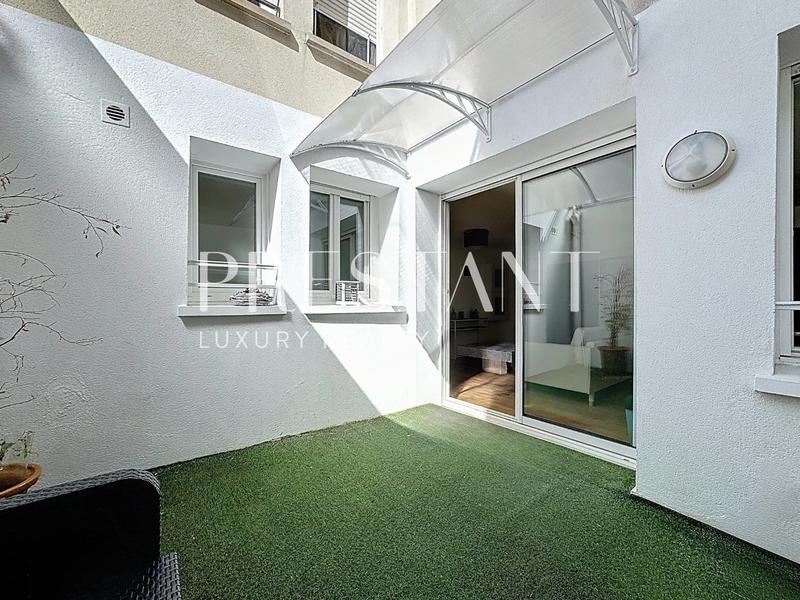 Appartement - 60 m² - 2 pièces