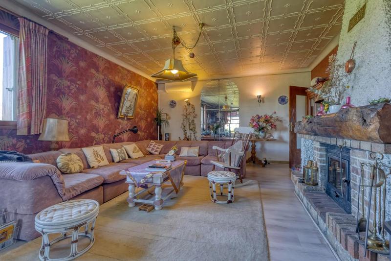 Maison - 217 m² - 10 pièces