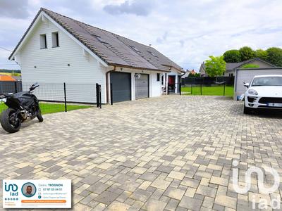 Maison - 116 m² - 9 pièces