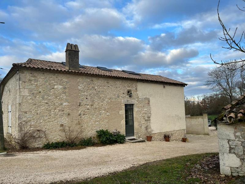Maison - 224 m² - 6 pièces
