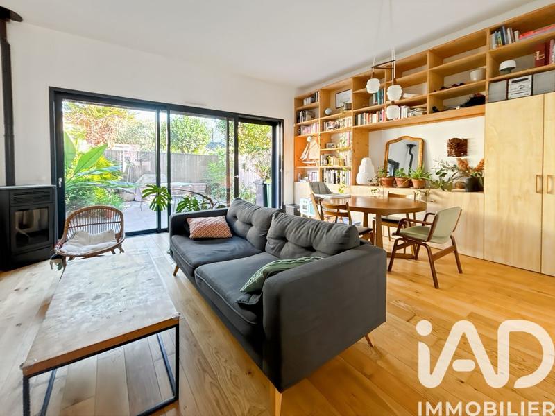 Maison - 102 m² - 5 pièces