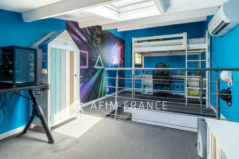 Villa - 150 m² - 4 pièces