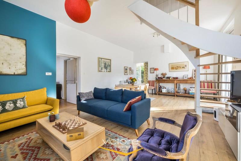 Maison - 192 m² - 6 pièces