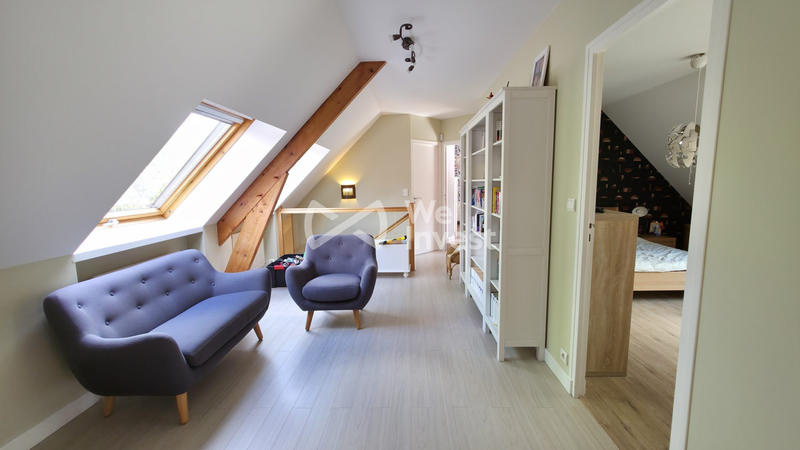 Maison - 180 m² - 7 pièces