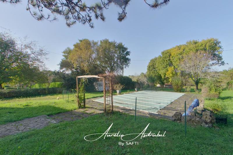 Maison - 140 m² - 5 pièces