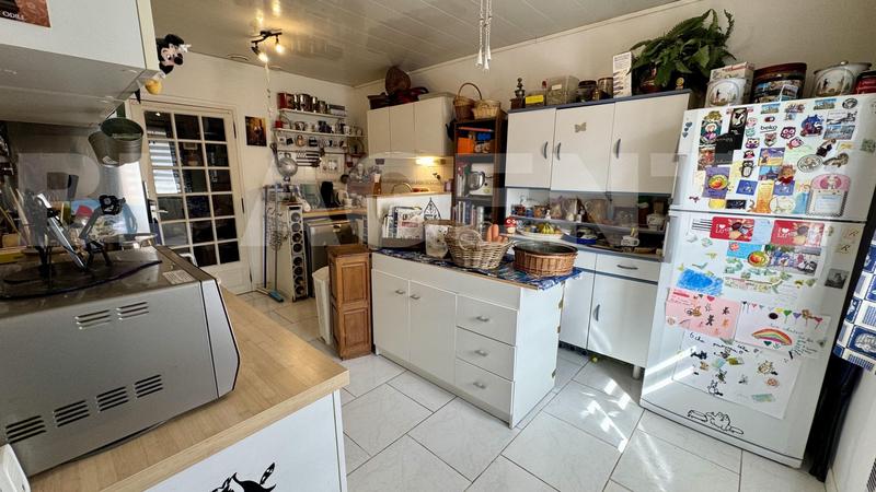 Maison de village - 216 m² - 11 pièces