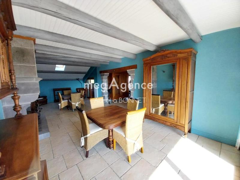 Maison - 140 m² - 7 pièces