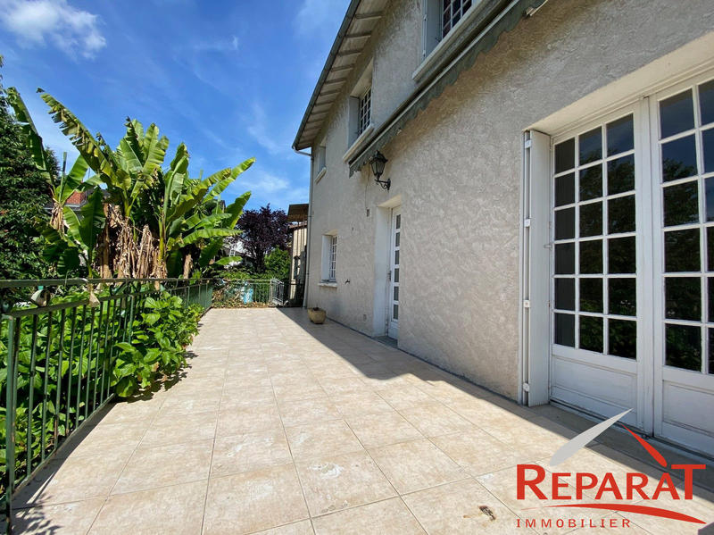 Maison - 174 m² - 6 pièces