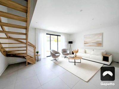 Maison - 113 m² - 6 pièces