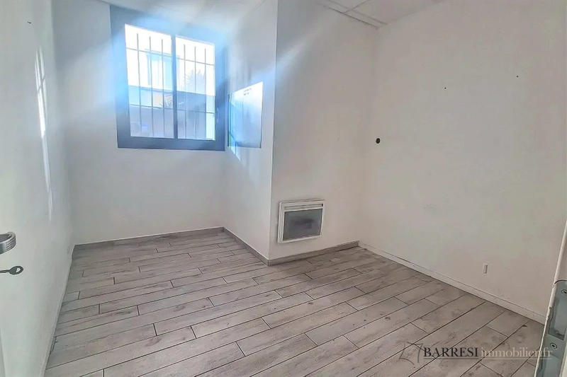 Local commercial - 44 m² - 3 pièces