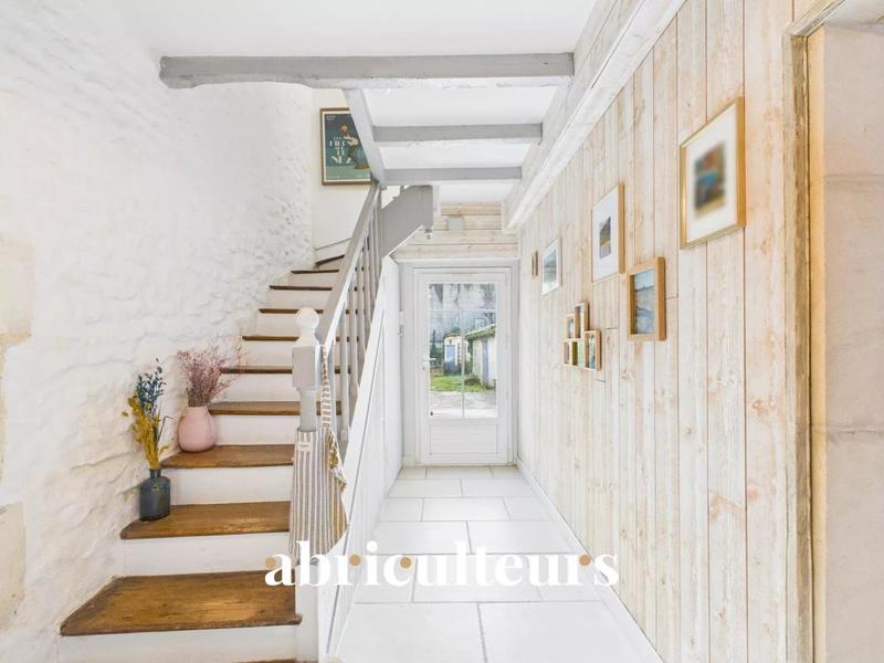 Maison - 158 m² - 7 pièces