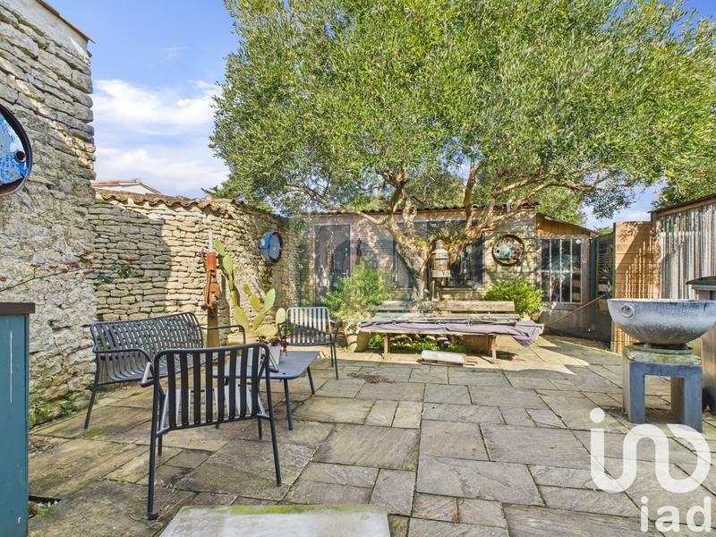 Maison - 400 m² - 15 pièces