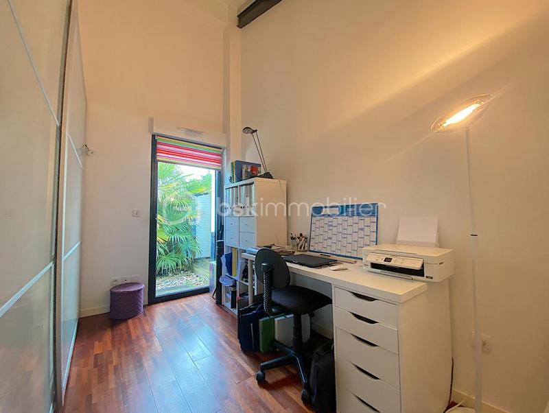 Loft - 124 m² - 4 pièces