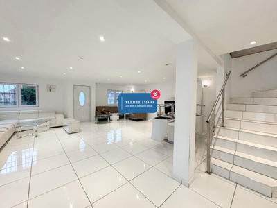 Maison - 125 m² - 4 pièces