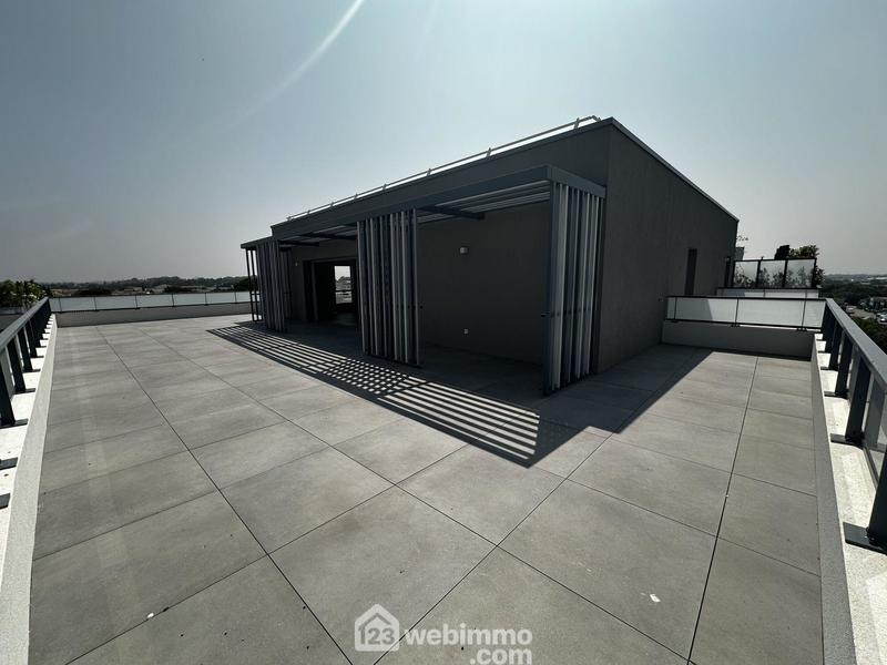 Appartement - 132 m² - 4 pièces