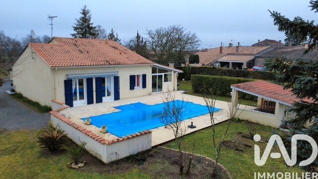 Maison - 104 m² - 4 pièces