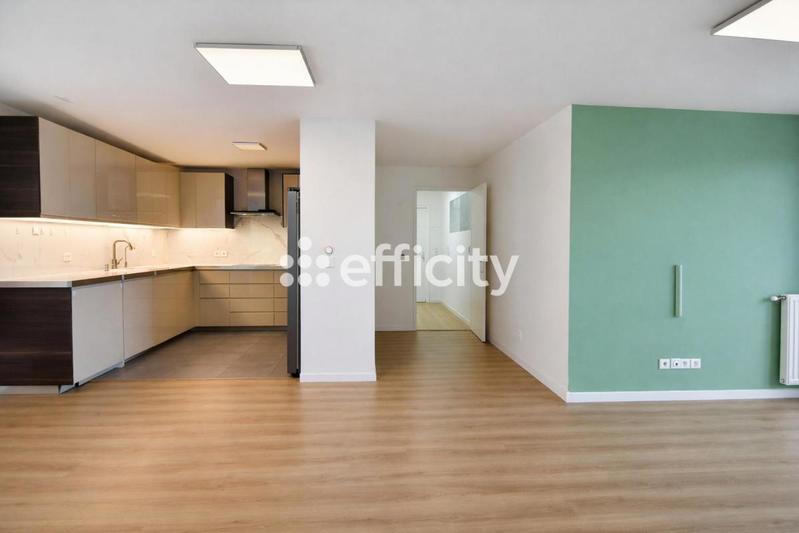 Appartement - 85 m² - 4 pièces