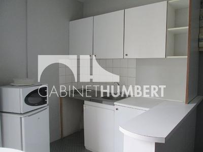 Studio - 25 m² - 1 pièce