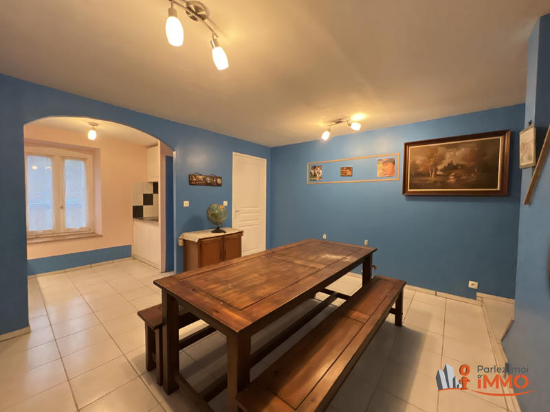 Maison - 101 m² - 5 pièces