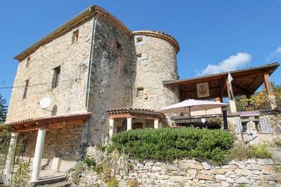 Château - 201 m² - 8 pièces